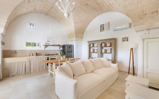 3646 Casal 800 by Perle di Puglia