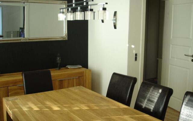 Cozy 2-bed Apartment in Aalborg