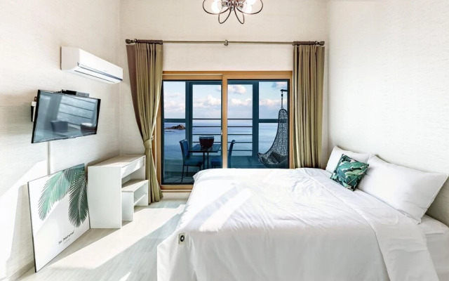 Goseong Badabihaengsapensyeon