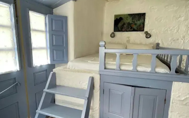 Traditional 2 Bd Chora House Patmos