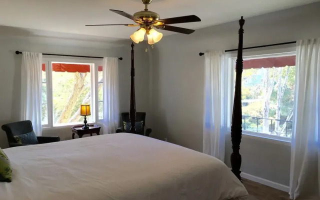 Old Yacht Club Inn Vacation Rentals