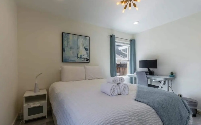 @ Marbella Lane - Convenient Home in Sunnyvale