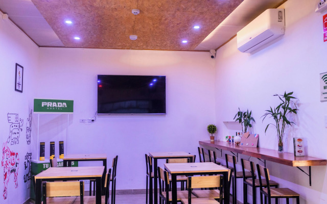 Pirwa Hostel Prada