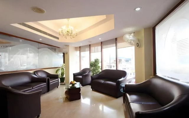 Daspalla Executive Court