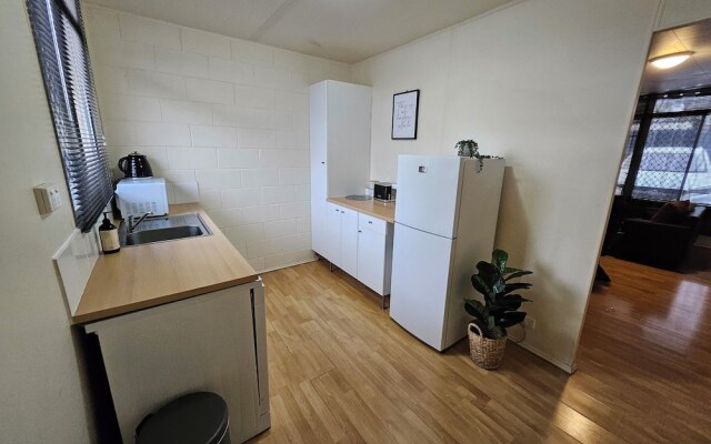 4B Kambalda Apartment