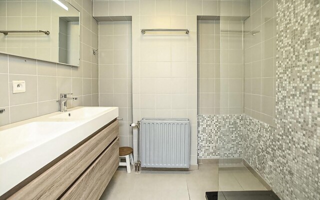 Nice Apartment in Oostende With 2 Bedrooms and Wifi
