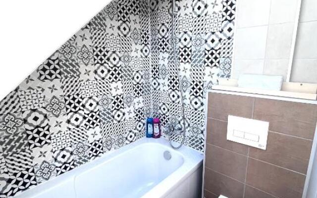 Mira new appartment in Otopeni near airport