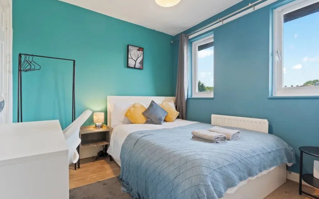 Cozy London Townhouse With 4 Bedrooms