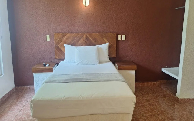OYO Hotel Rolovi Cancun