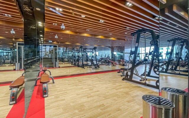 Bayz by Danube - Elegant Studio