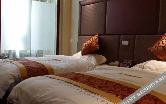 Zhengan home and Holiday Inn