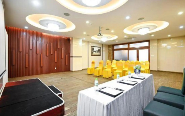 Nicecy Hotel - Bui Thi Xuan Street