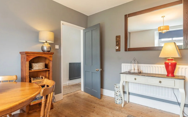 7 Severn Terrace