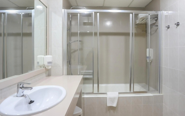 B&B HOTEL Versailles Rocquencourt