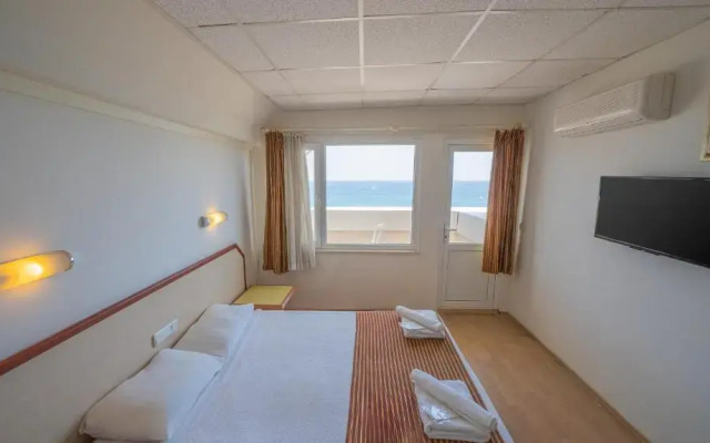 Seabird Beach Hotel