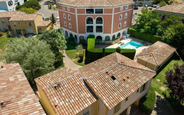 Appart'Hotel Garden & City Rousset