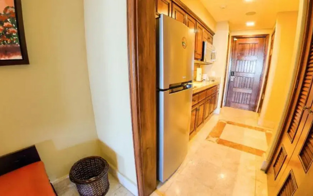 Suites at Sunset Beach Cabo San Lucas Golf and Spa