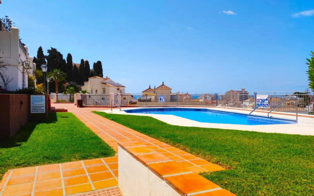 Lovely 2 bedroom townhouse in Fuentesol, Nerja