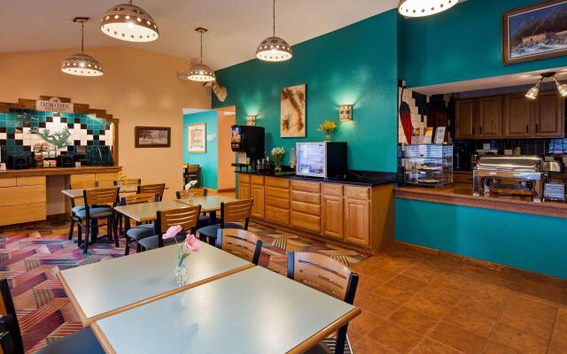 Best Western Kokopelli Lodge