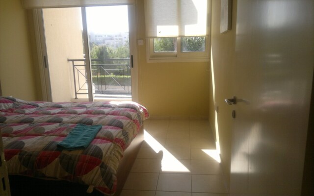 Nina's House Limassol Star