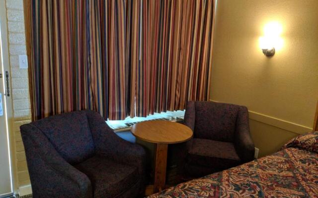 Economy Inn Elko