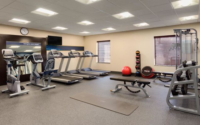 Hampton Inn Fairmont