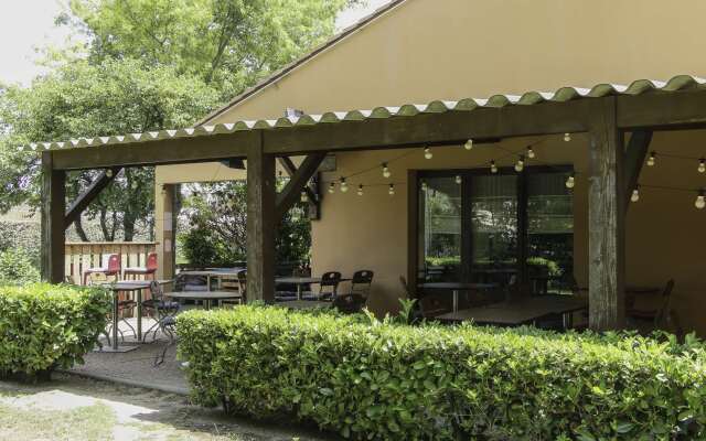 Kyriad Marseille - Vitrolles Aéroport