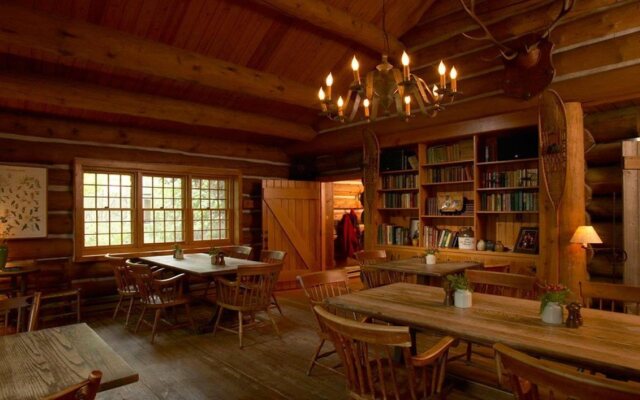 Inn On Woodlake