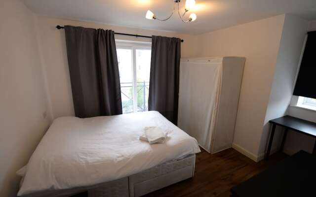 Elegant Apartment in Coventry near Museum