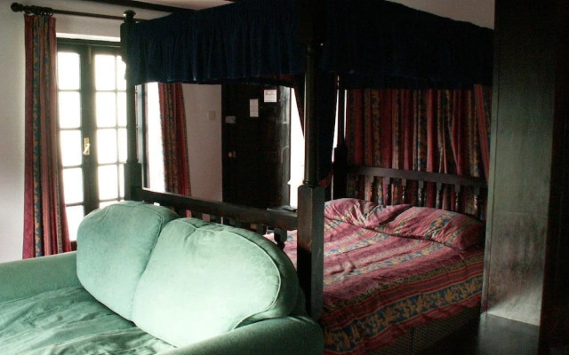 The Sloop Inn