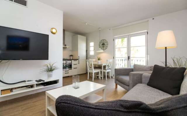 Harbour 374 With Private Roof Terrace in Puerto de Mogan
