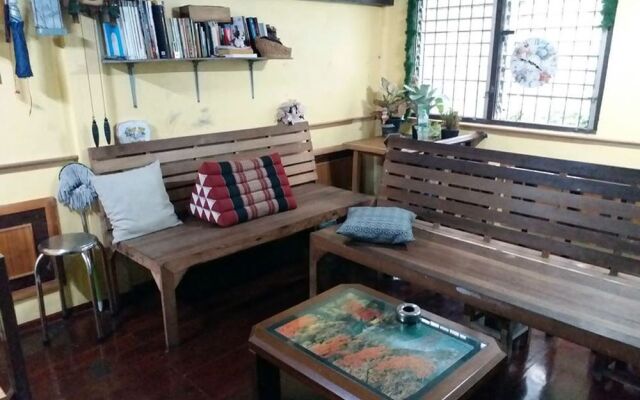 Santo House