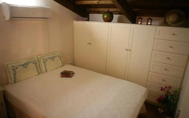 Nakli Traditional Guesthouse