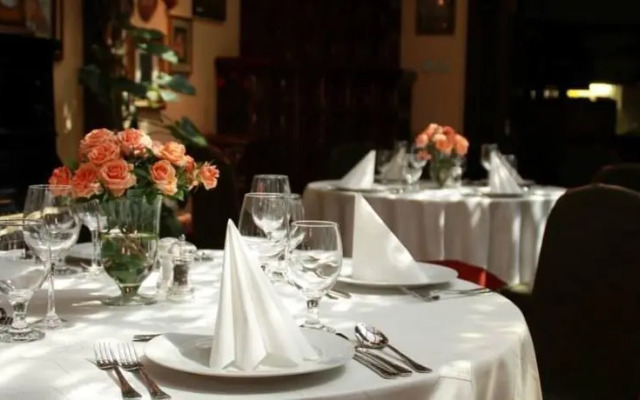 Winklerhaz Panzio Etterem