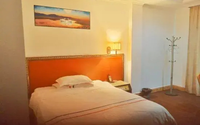 Xinhui Hotel