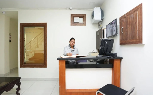 Doodle's Crib Guest House by OYO Rooms