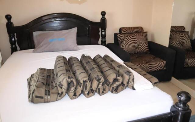 Perfect and Precise Motel