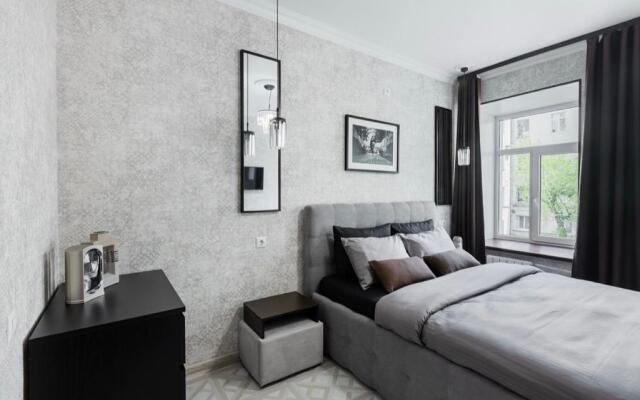 DeRent Aparts (ДеРент Апартс) на улице Декабристов 11