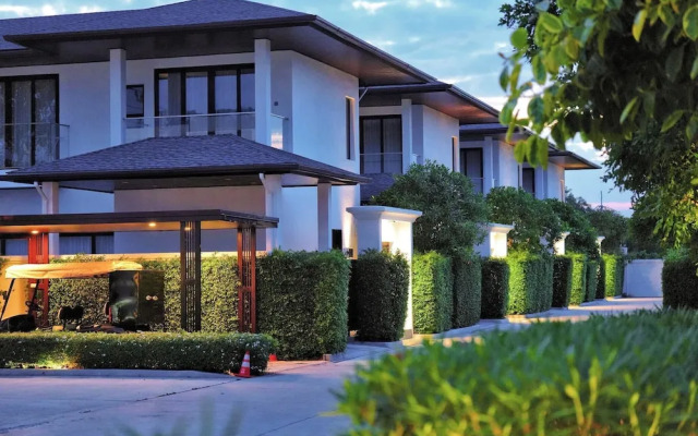 Argo Pattaya Resort and Villas