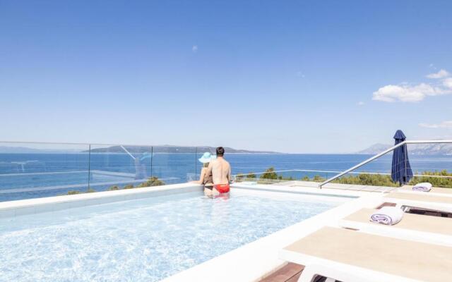 Romana Beach Apartments