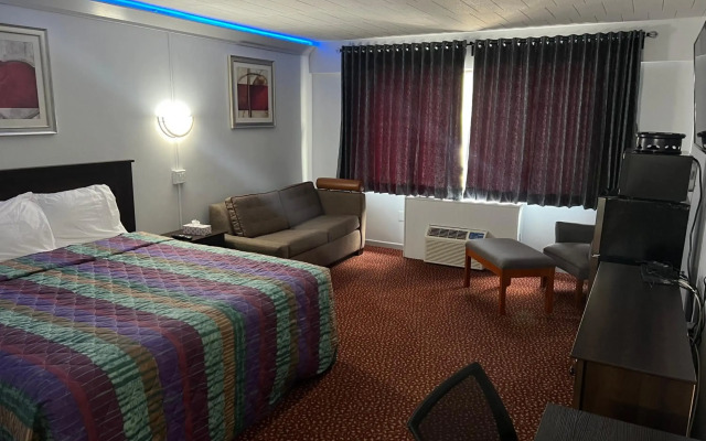 Lively Inn & Suites