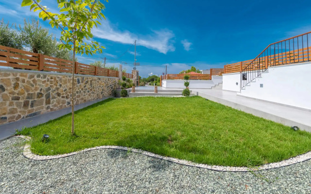 Dandelion Premium Suites