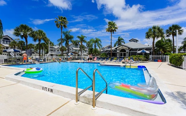 Gulf and Bay Club: Bayside 1226 by Vtrips