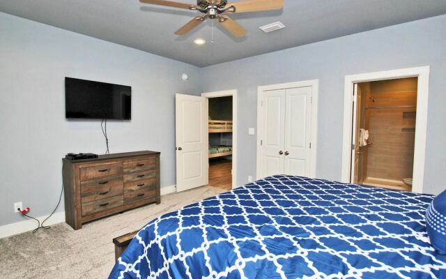 Romeo Beach by Youngs Suncoast