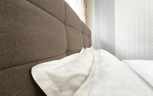 Spacious 1-bedroom near Most City Center