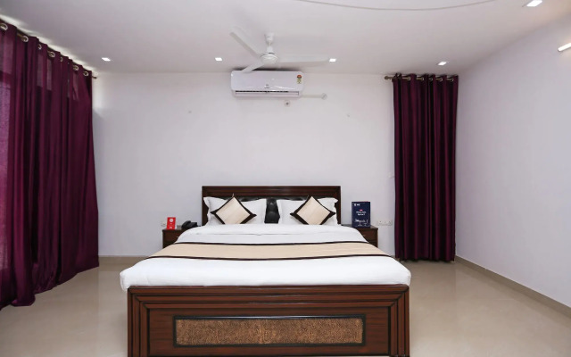 Raj Inn By OYO Rooms