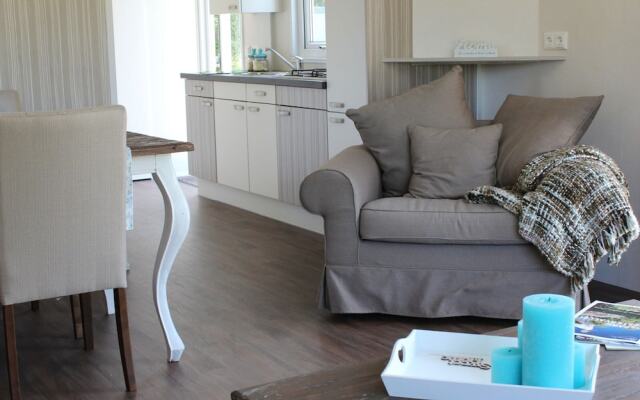 Comfortable Chalet Located in Green Achterhoek