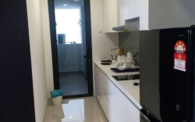 BORA Hotel Apartment - Danga Bay