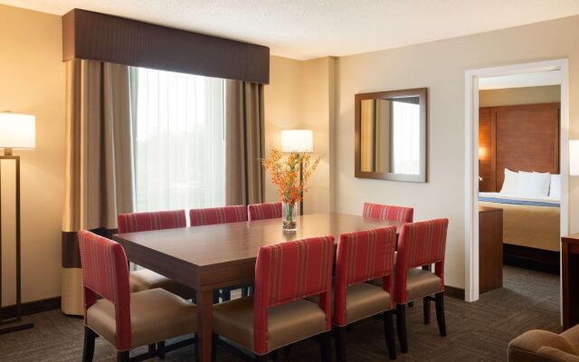 Comfort Inn & Suites Presidential