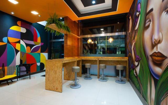 Mural Living Hotel Manaus